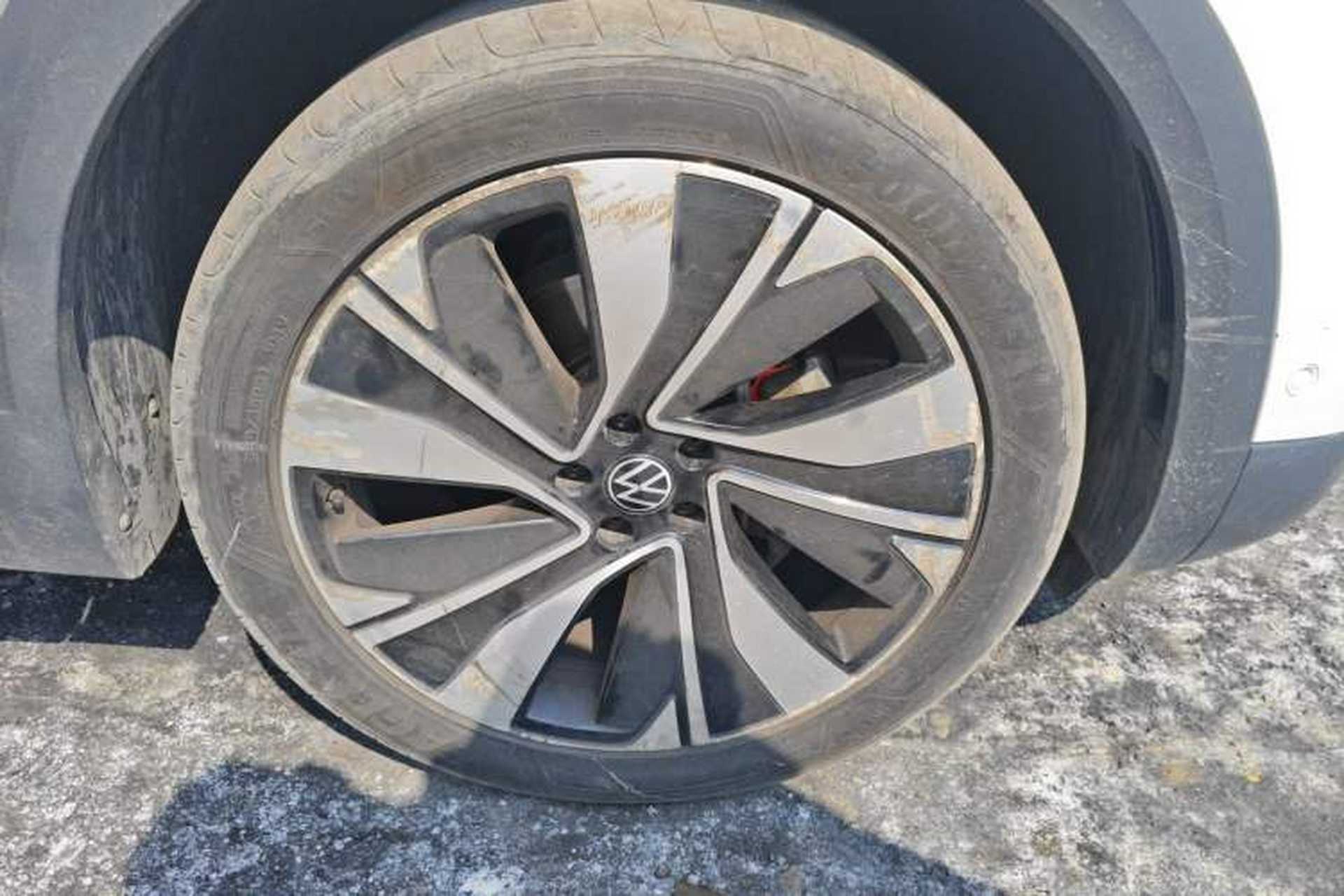 Used Volkswagen Talagon 2021 380TSI Four-Wheel Drive Flagship Version Right Front Wheel Hub