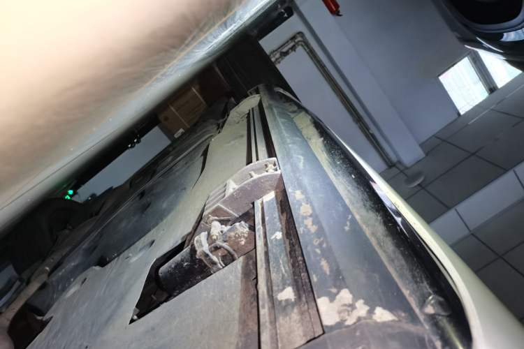 Used Volkswagen Talagon 2021 380TSI Four-Wheel Drive R-Line Touareg Edition Right Side Sill