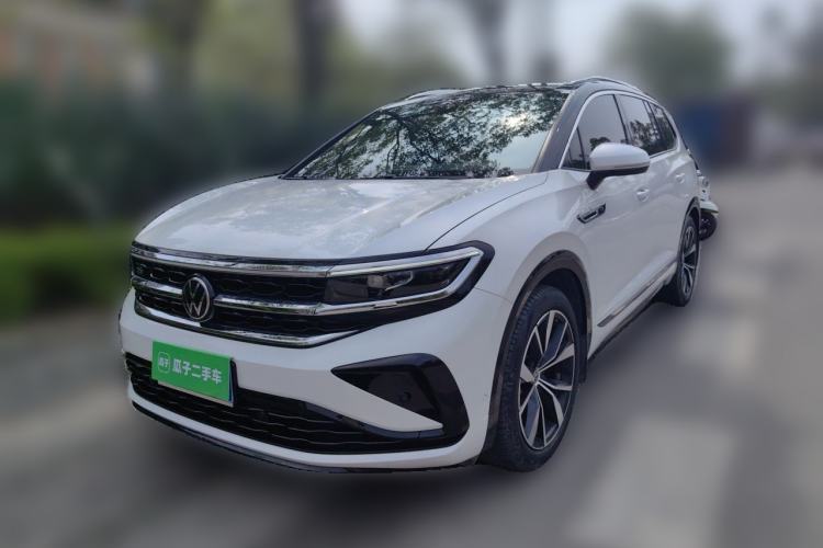 Used Volkswagen Talagon 2021 380TSI Four-Wheel Drive R-Line Touareg Edition Guazi used car, China used car export, Used car for sale, Used cars, Cheapest cars for sale