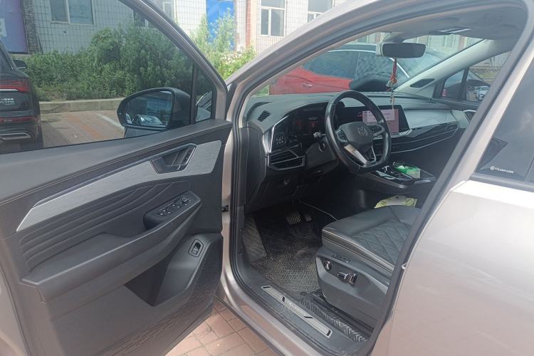 Used Volkswagen Talagon 2021 530TSI Four-Wheel Drive Flagship Shengjing Edition Pro Driver Seat