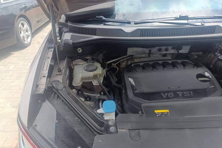 Used Volkswagen Talagon 2021 530TSI Four-Wheel Drive Flagship Shengjing Edition Pro Engine Bay Right