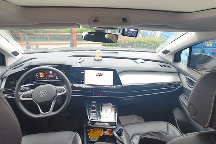 Used Volkswagen Talagon 2022 380TSI Four-Wheel Drive Flagship Shengjing Edition 6 Seats Center Console