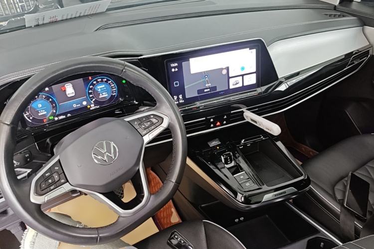 Used Volkswagen Talagon 2022 380TSI Four-Wheel Drive Flagship Shengjing Edition 7 Seats Center Console