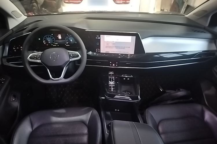 Used Volkswagen Talagon 2022 380TSI All-Wheel-Drive Luxury Prestige Pro 7-Seater Center Console