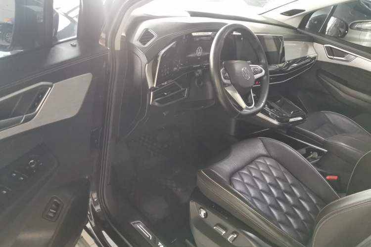 Used Volkswagen Talagon 2022 530TSI Four-Wheel Drive Flagship Shengjing Edition Pro 7-Seater Driver Seat