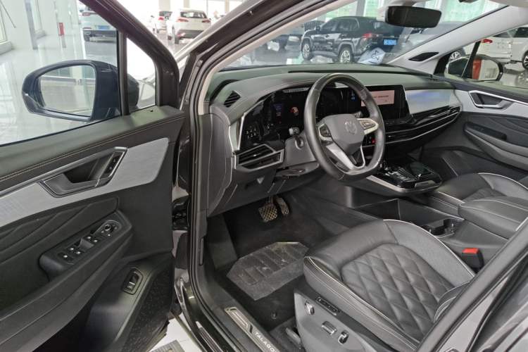 Used Volkswagen Talagon 2022 380TSI Four-Wheel Drive Flagship Shengjing Edition 7 Seats Driver Seat
