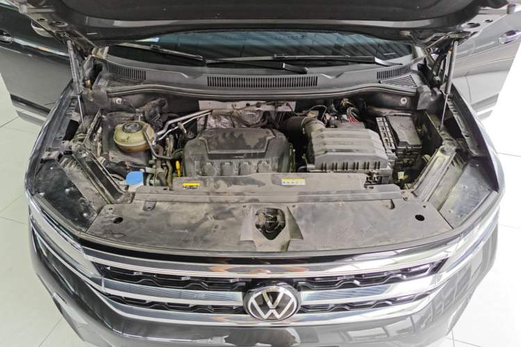 Used Volkswagen Talagon 2022 380TSI Four-Wheel Drive Flagship Shengjing Edition 7 Seats Engine Bay