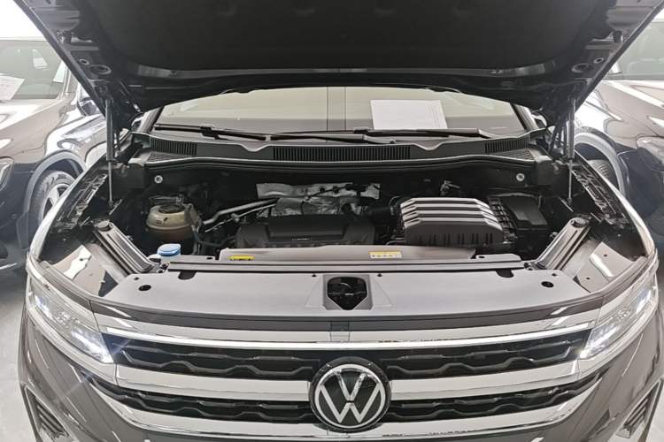 Used Volkswagen Talagon 2022 380TSI Four-Wheel Drive Flagship Shengjing Edition 7 Seats Engine Bay