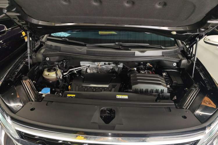 Used Volkswagen Talagon 2022 380TSI Four-Wheel Drive Luxury "Jiajing" Edition Pro 6 Seats Engine Bay