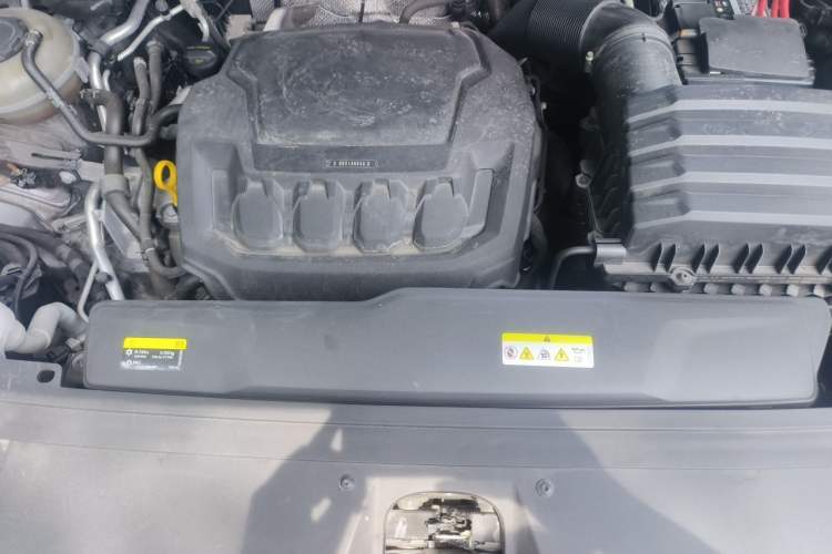 Used Volkswagen Talagon 2022 380TSI Four-Wheel Drive Luxury "Jiajing" Edition Pro 6 Seats Engine Bay