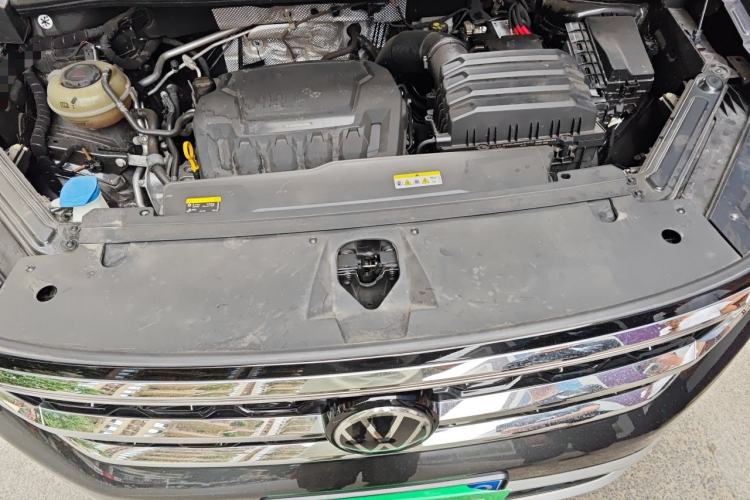 Used Volkswagen Talagon 2022 380TSI Four-Wheel Drive Luxury "Jiajing" Edition Pro 6 Seats Engine Bay
