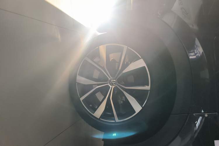 Used Volkswagen Talagon 2022 530TSI Four-Wheel Drive Flagship Shengjing Edition Pro 6-Seater Exterior 5