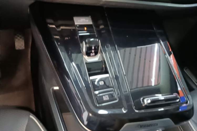 Used Volkswagen Talagon 2022 530TSI Four-Wheel Drive Flagship Shengjing Edition Pro 6-Seater Gear Lever