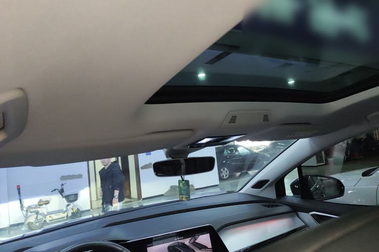 Used Volkswagen Talagon 2022 530TSI Four-Wheel Drive Flagship Shengjing Edition Pro 6-Seater Headliner