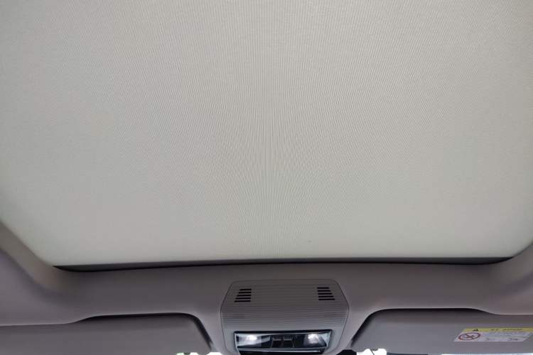 Used Volkswagen Talagon 2022 380TSI Four-Wheel Drive Luxury "Jiajing" Edition Pro 6 Seats Headliner