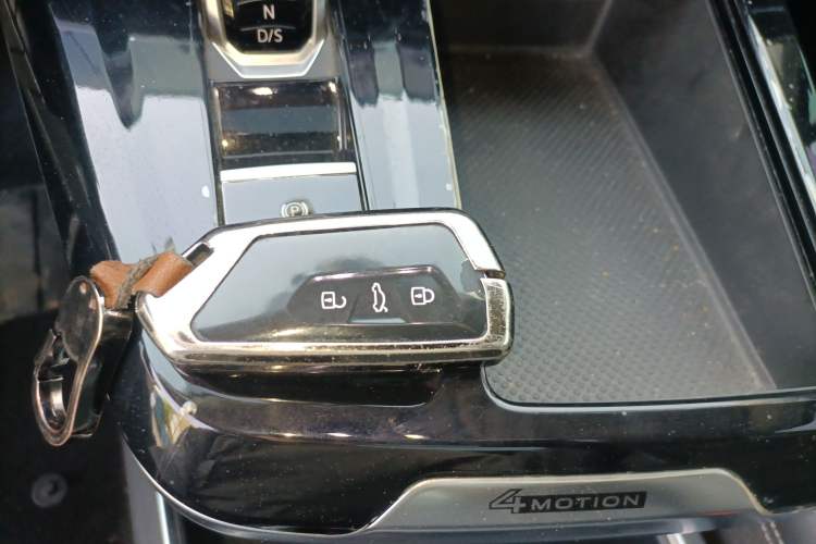 Used Volkswagen Talagon 2022 380TSI Four-Wheel Drive Luxury "Jiajing" Edition Pro 6 Seats Interior 1