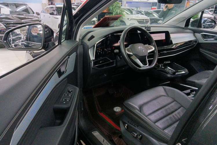 Used Volkswagen Talagon 2022 380TSI Four-Wheel Drive Luxury "Jiajing" Edition Pro 6 Seats Interior 2