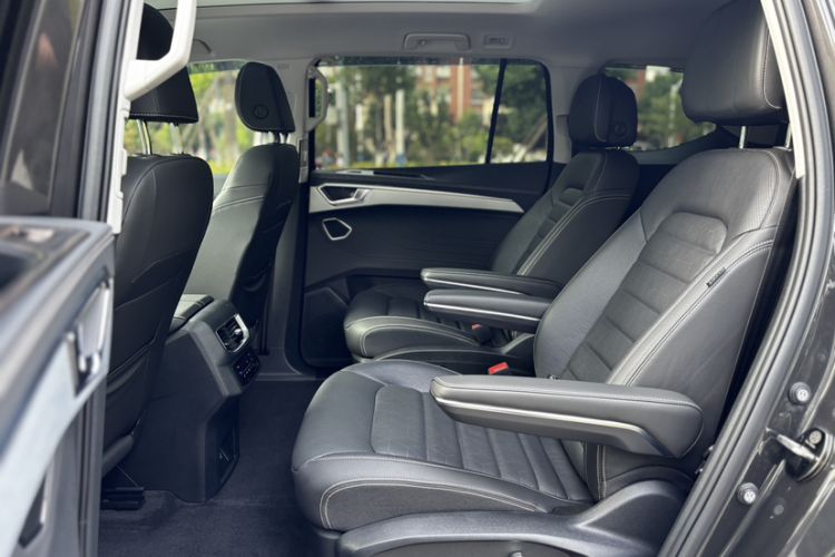Used Volkswagen Talagon 2022 380TSI Four-Wheel Drive Luxury "Jiajing" Edition Pro 6 Seats Interior 7