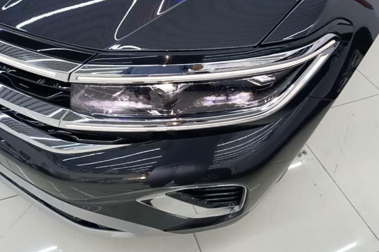 Used Volkswagen Talagon 2022 530TSI Four-Wheel Drive Flagship Shengjing Edition Pro 6-Seater Left Front Headlight