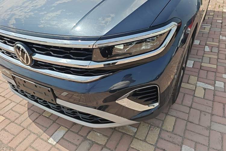 Used Volkswagen Talagon 2022 380TSI All-Wheel-Drive Luxury Prestige Pro 7-Seater Left Front Headlight
