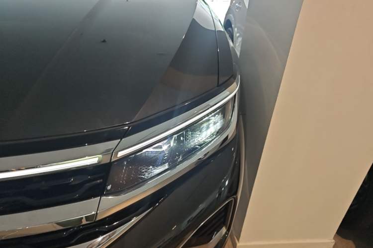 Used Volkswagen Talagon 2022 380TSI Four-Wheel Drive Luxury "Jiajing" Edition Pro 6 Seats Left Front Headlight