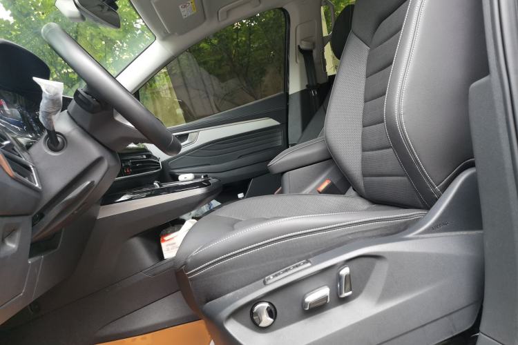 Used Volkswagen Talagon 2022 380TSI Four-Wheel Drive Luxury "Jiajing" Edition Pro 6 Seats Left Front Seat
