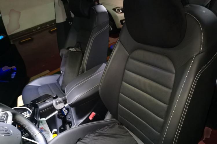 Used Volkswagen Talagon 2022 380TSI All-Wheel-Drive Luxury Prestige Pro 7-Seater Left Front Seat
