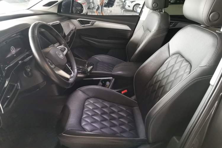 Used Volkswagen Talagon 2022 530TSI Four-Wheel Drive Flagship Shengjing Edition Pro 7-Seater Left Front Seat