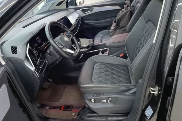Used Volkswagen Talagon 2022 530TSI Four-Wheel Drive Flagship Shengjing Edition Pro 6-Seater Left Front Seat