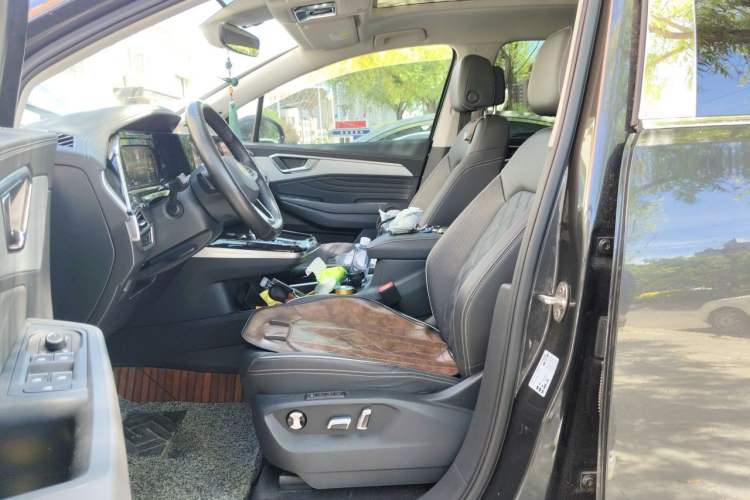 Used Volkswagen Talagon 2022 380TSI Four-Wheel Drive Flagship Shengjing Edition 6 Seats Left Front Seat