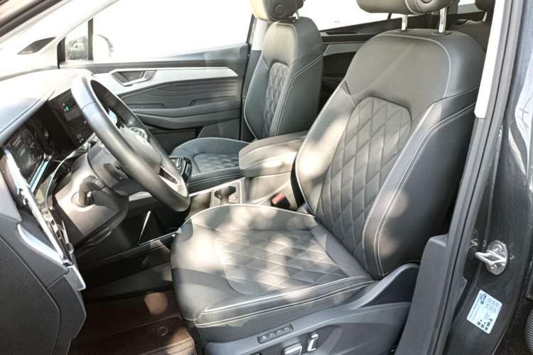 Used Volkswagen Talagon 2022 530TSI Four-Wheel Drive Flagship Shengjing Edition Pro 7-Seater Left Front Seat