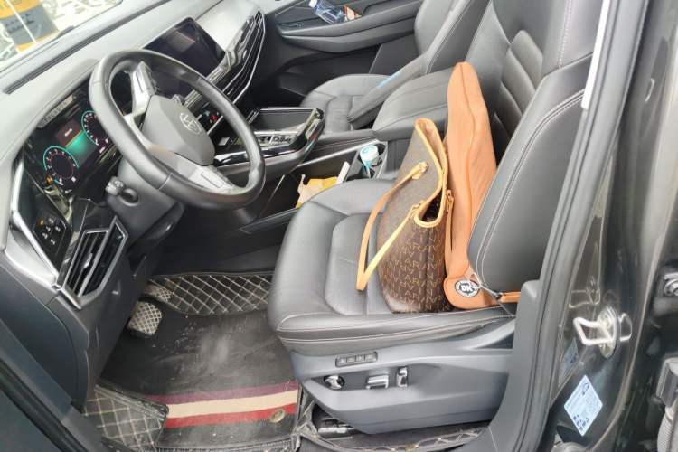 Used Volkswagen Talagon 2022 380TSI Four-Wheel Drive Luxury "Jiajing" Edition Pro 6 Seats Left Front Seat