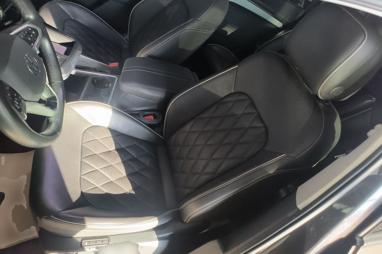 Used Volkswagen Talagon 2022 530TSI Four-Wheel Drive Flagship Shengjing Edition Pro 6-Seater Left Front Seat