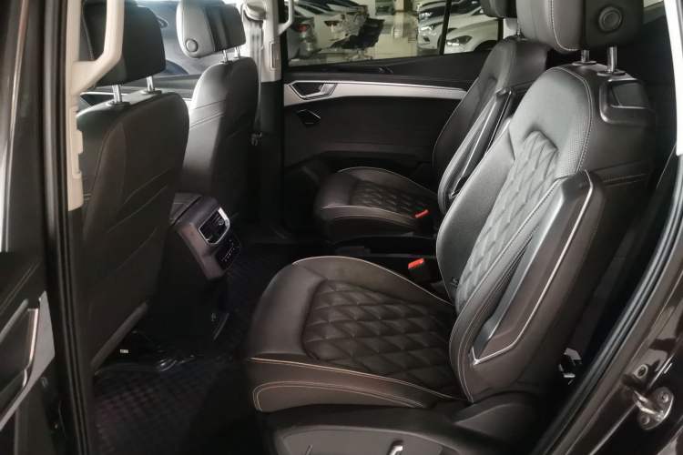 Used Volkswagen Talagon 2022 530TSI Four-Wheel Drive Flagship Shengjing Edition Pro 7-Seater Left Rear Seat