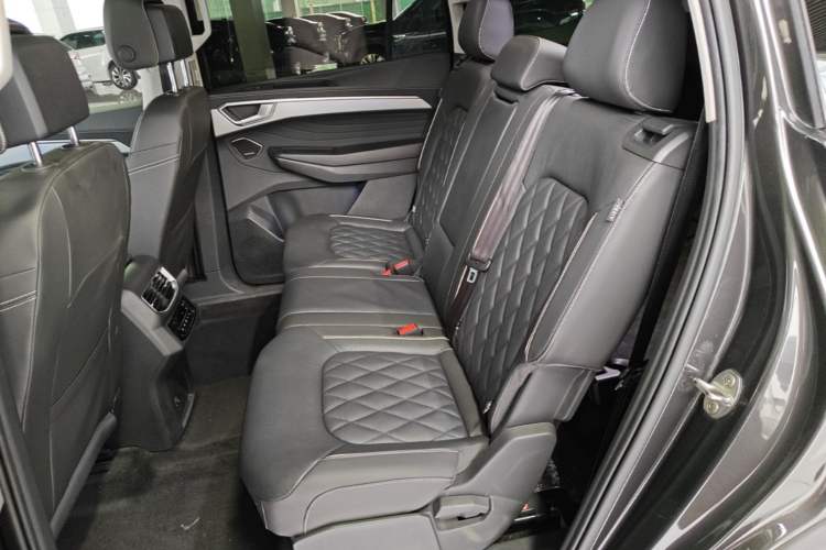 Used Volkswagen Talagon 2022 380TSI Four-Wheel Drive Flagship Shengjing Edition 7 Seats Left Rear Seat