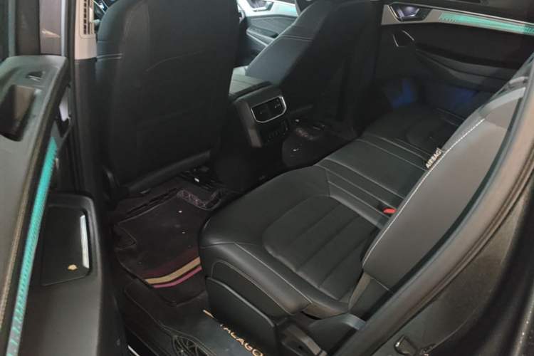 Used Volkswagen Talagon 2022 380TSI All-Wheel-Drive Luxury Prestige Pro 7-Seater Left Rear Seat
