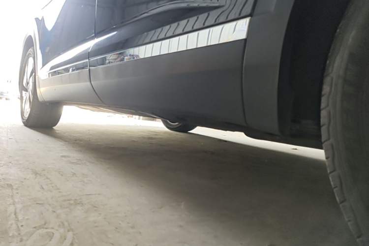 Used Volkswagen Talagon 2022 380TSI Four-Wheel Drive Luxury "Jiajing" Edition Pro 6 Seats Left Side Sill