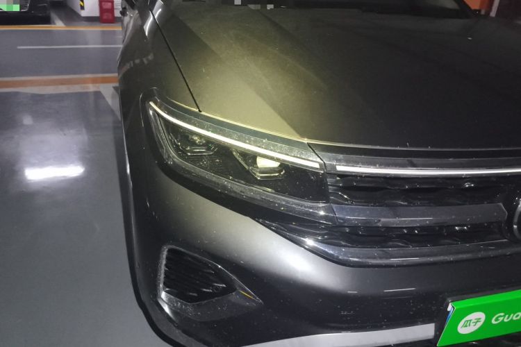 Used Volkswagen Talagon 2022 380TSI Four-Wheel Drive Luxury "Jiajing" Edition Pro 6 Seats Right Front Headlight