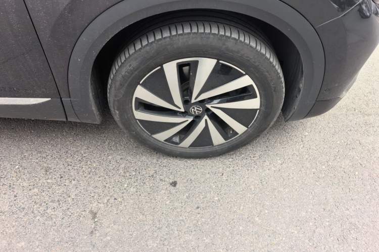 Used Volkswagen Talagon 2022 380TSI 4x4 R-Line Teramont 7-Seater Right Front Wheel Hub