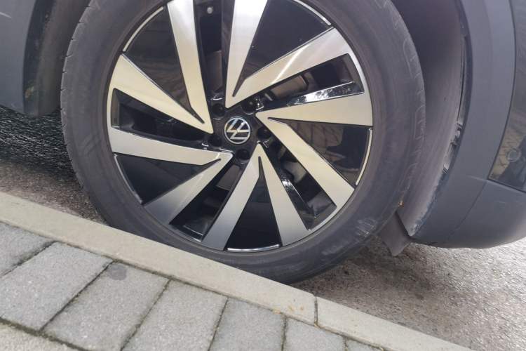 Used Volkswagen Talagon 2022 380TSI Four-Wheel Drive Luxury "Jiajing" Edition Pro 6 Seats Right Front Wheel Hub