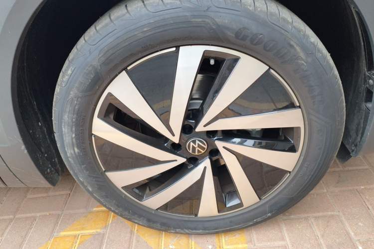 Used Volkswagen Talagon 2022 380TSI Four-Wheel Drive Luxury "Jiajing" Edition Pro 6 Seats Right Front Wheel Hub