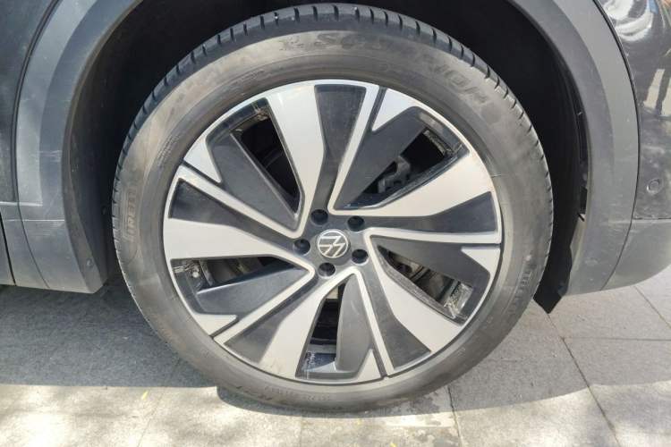 Used Volkswagen Talagon 2022 380TSI Four-Wheel Drive Flagship Shengjing Edition 6 Seats Right Front Wheel Hub