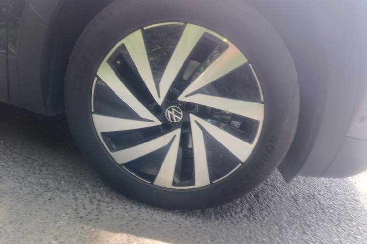 Used Volkswagen Talagon 2022 380TSI Four-Wheel Drive Luxury "Jiajing" Edition Pro 6 Seats Right Front Wheel Hub
