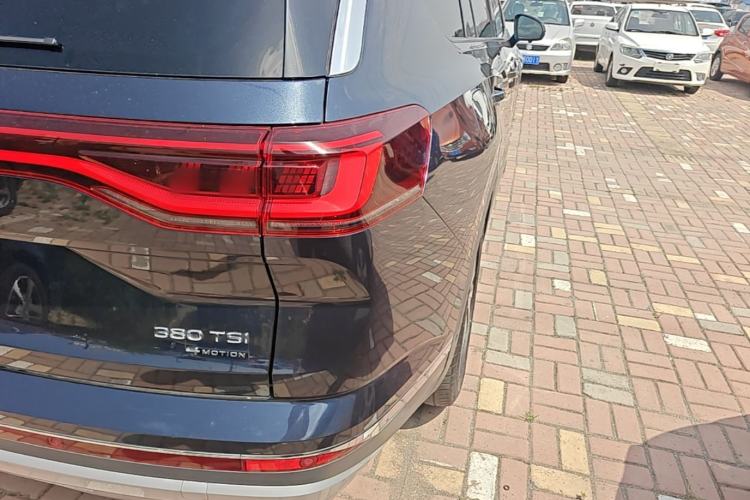 Used Volkswagen Talagon 2022 380TSI All-Wheel-Drive Luxury Prestige Pro 7-Seater Right Rear Taillight