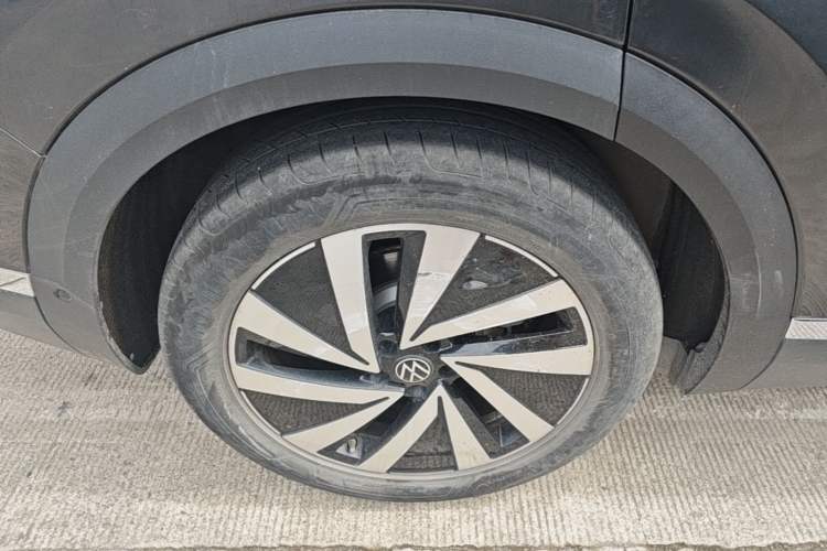 Used Volkswagen Talagon 2022 380TSI Four-Wheel Drive Luxury "Jiajing" Edition Pro 6 Seats Right Rear Wheel Hub