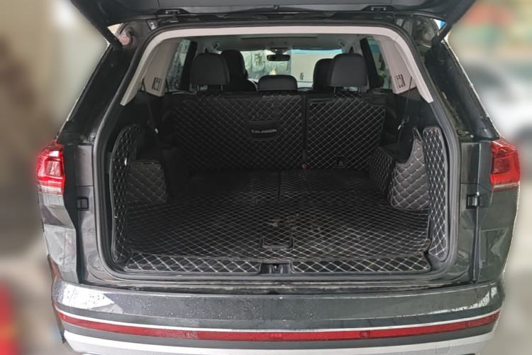 Used Volkswagen Talagon 2022 380TSI All-Wheel-Drive Luxury Prestige Pro 7-Seater Trunk