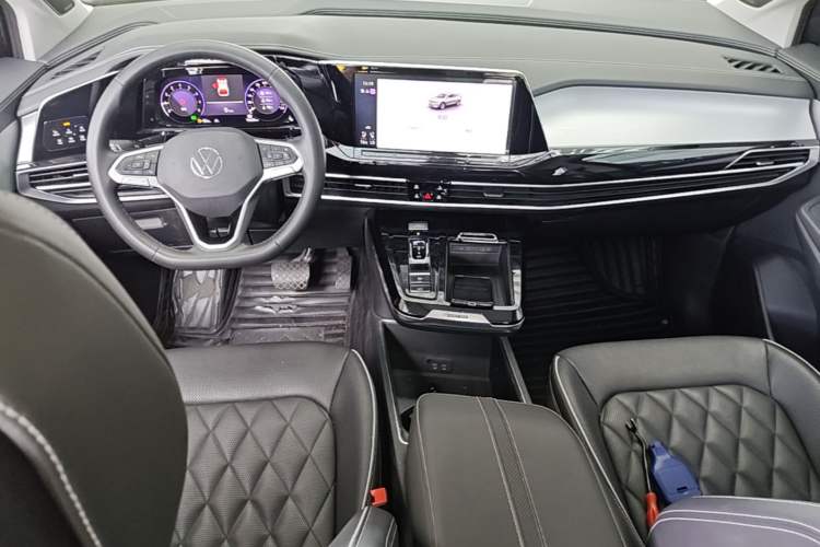 Used Volkswagen Talagon 2022 380TSI Four-Wheel Drive Flagship Shengjing Edition 7 Seats Center Console