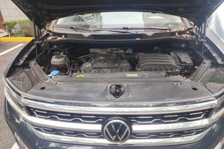 Used Volkswagen Talagon 2022 380TSI Four-Wheel Drive Luxury "Jiajing" Edition Pro 6 Seats Engine Bay