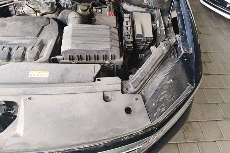 Used Volkswagen Talagon 2022 380TSI All-Wheel-Drive Luxury Prestige Pro 7-Seater Engine Bay Left