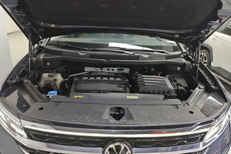 Used Volkswagen Talagon 2022 530TSI Four-Wheel Drive Flagship Shengjing Edition Pro 6-Seater Engine Bay